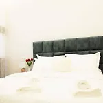 Lindi\'S Apartment 5/1